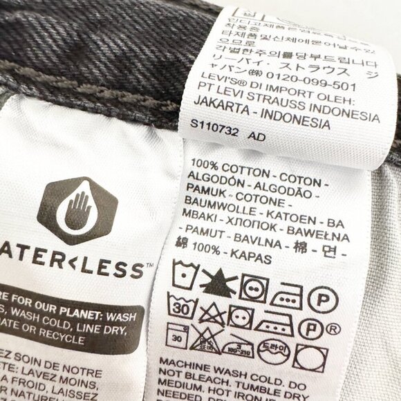 Levi’s 501 Button Fly High Rise Dark Wash Distressed Jean Shorts Black Size 26 - Picture 8 of 11